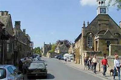 Chipping Campden Town hall