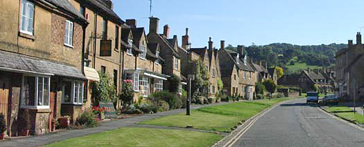 Broadway High Street in The Cotswolds